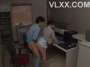 Người vợ hư dẫn trai về xoạc khi Ông chồng đi vắng